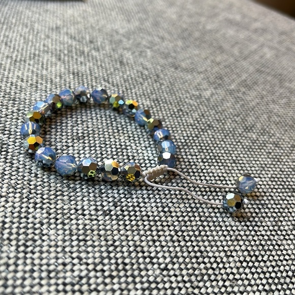 🌙 Y2K Vintage Circa 2006 Iridescent Beaded Tie String Bracelet ✨ - Picture 13 of 17